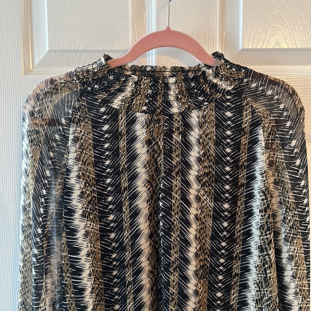 Sheer lined blouse - Picture 2 of 5